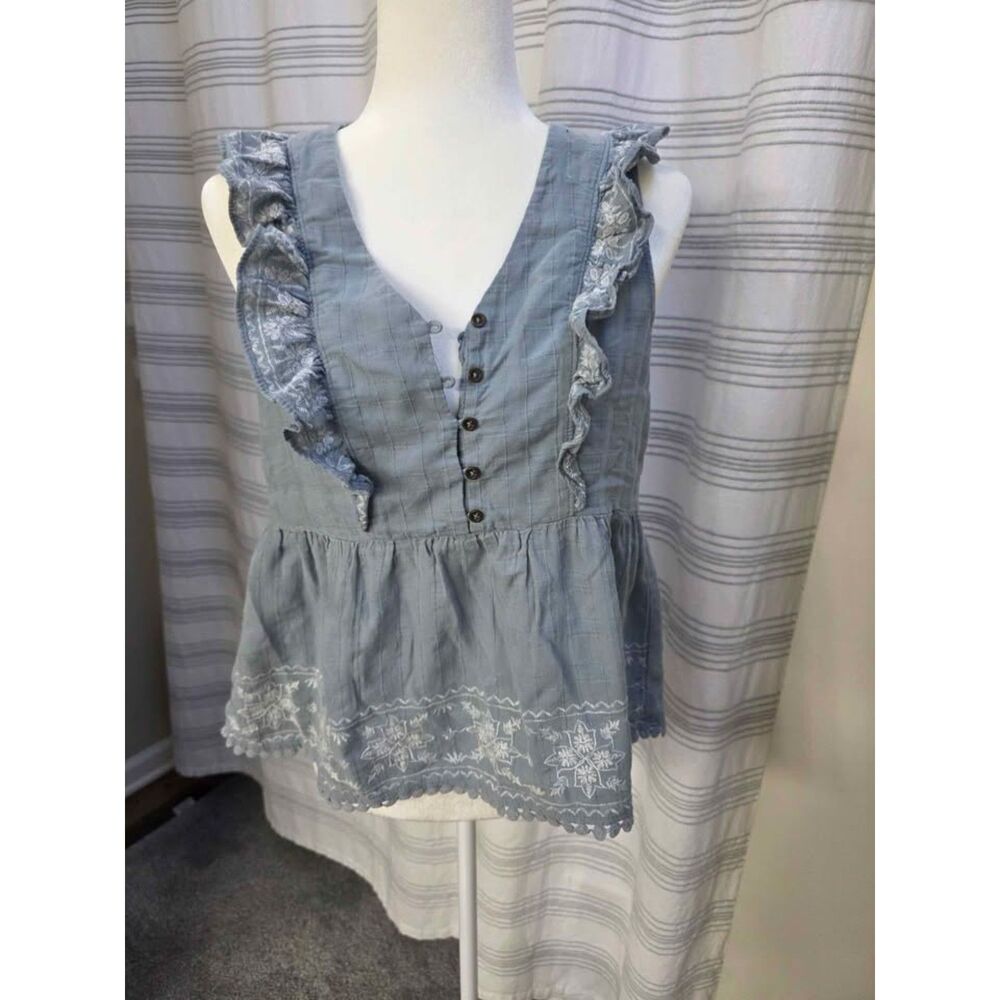 Knox Rose Blue Embroidered Ruffle Sleeveless Top Size M